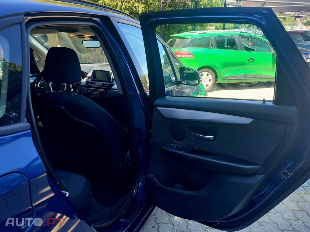 BMW 216 d Advantage