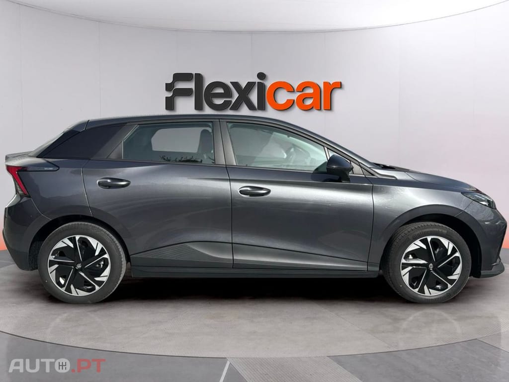 MG MG4 51 kWh Standard