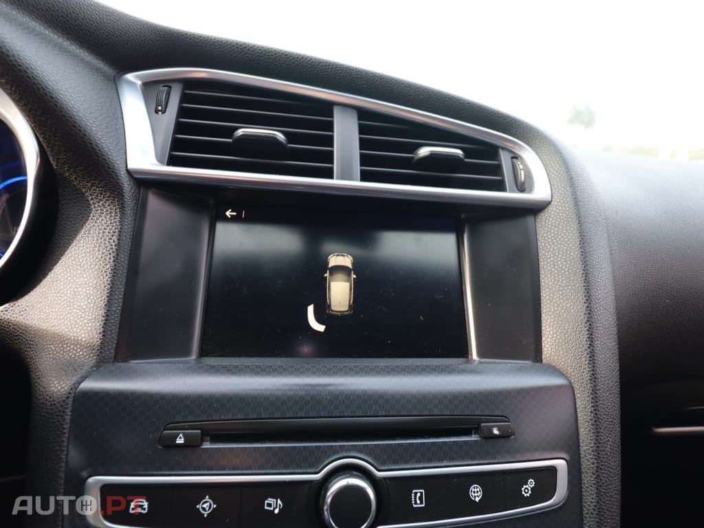 DS DS4 4 1.6 BlueHDi Performance Line