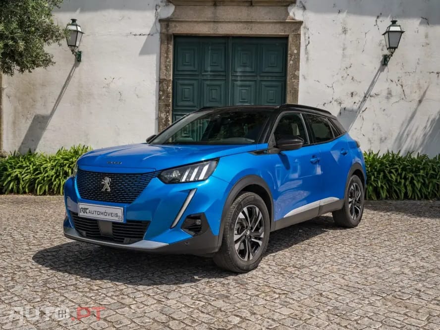 Peugeot E-2008 50 kWh GT