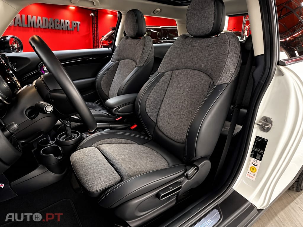 MINI Cooper Cooper Camden Edition Auto