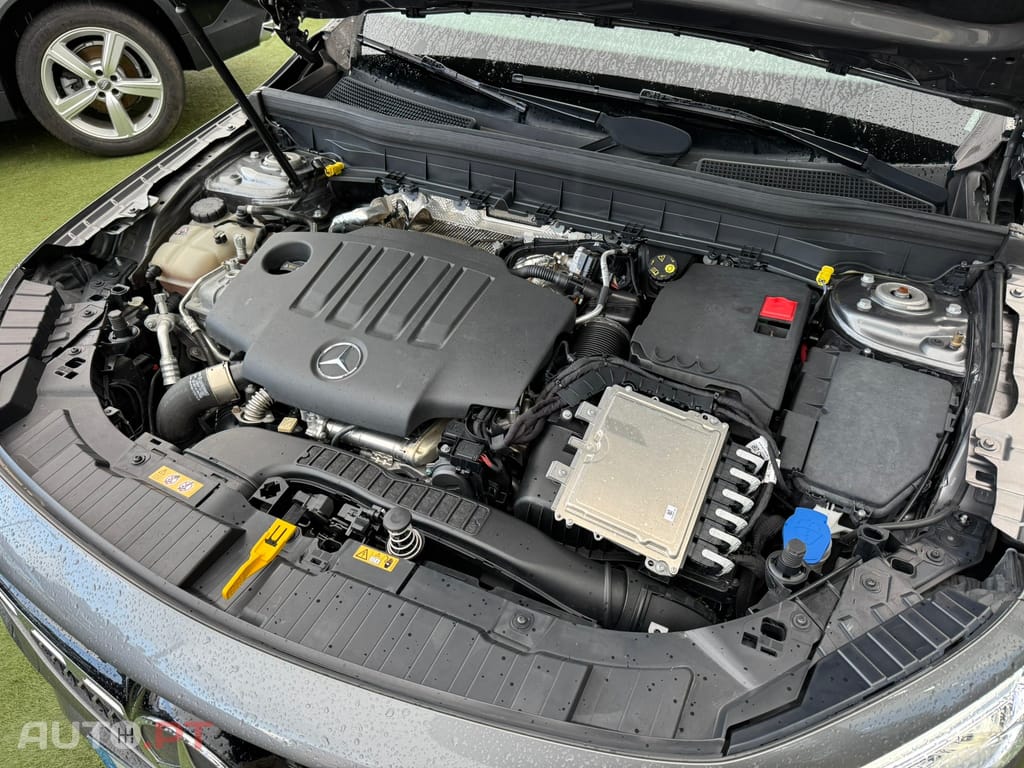 Mercedes-Benz GLB 220 d AMG Line