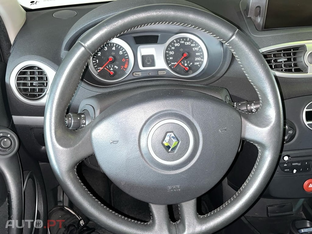 Renault Clio 1.25 Apenas 78.000Kms