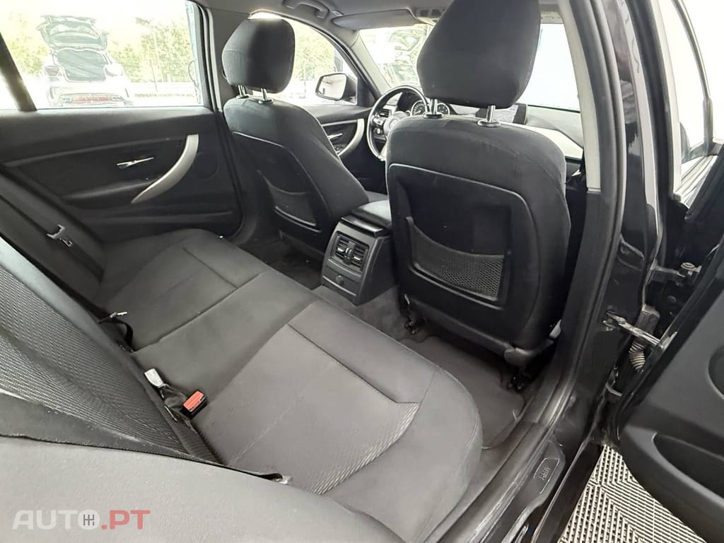 BMW 318 d Pack M