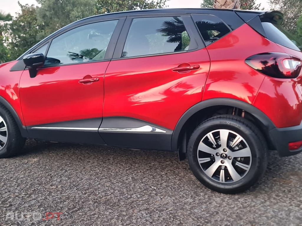 Renault Captur 1.5 dCi Red Edition