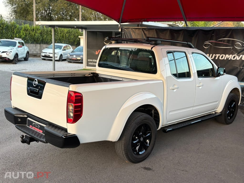Nissan Navara 2.5 dCi CD LE 4WD