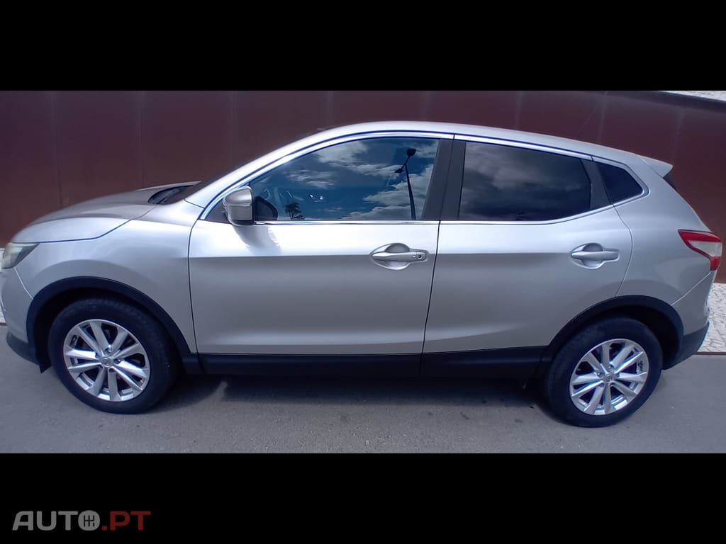 Nissan Qashqai Connecta