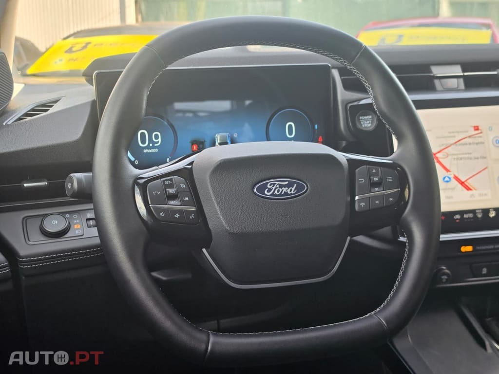 Ford Puma 1.0 EcoBoost MHEV Titanium