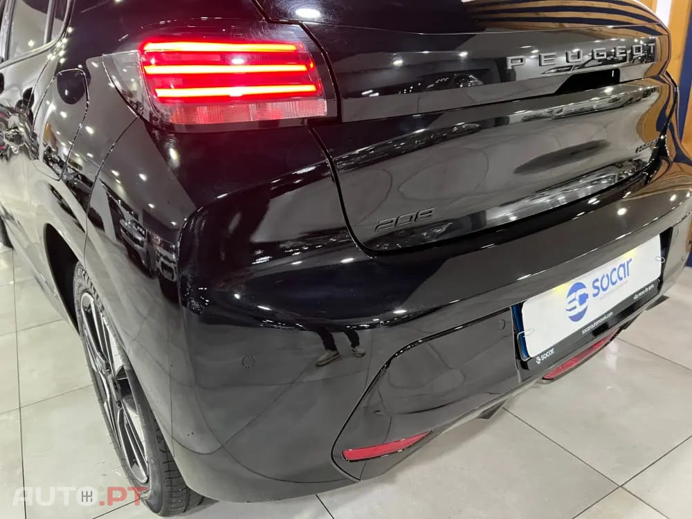 Peugeot 208 1.2 Hybrid Allure e-DCS6