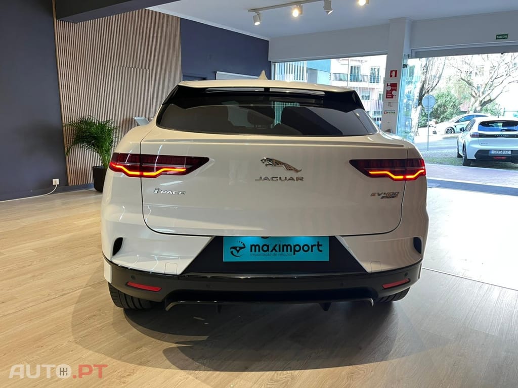 Jaguar I-Pace EV400 AWD HSE