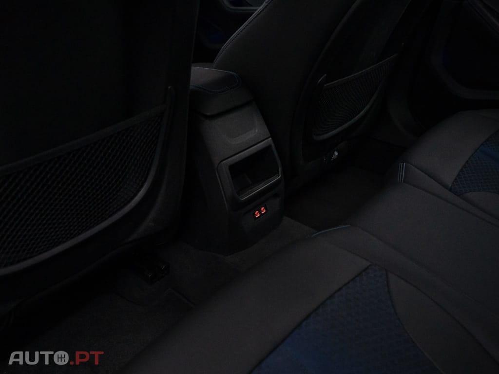 BMW 216 d Pack Desportivo M
