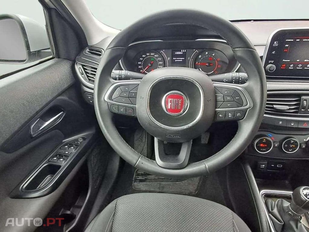 Fiat Tipo 1.3 M-Jet Lounge