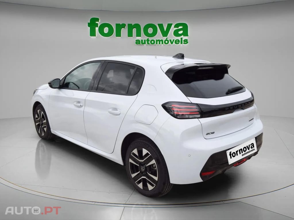 Peugeot 208 1.2 Hybrid Allure e-DCS6