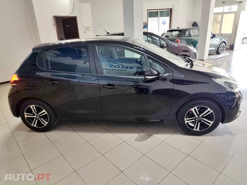Peugeot 208 1.2 PureTech Style