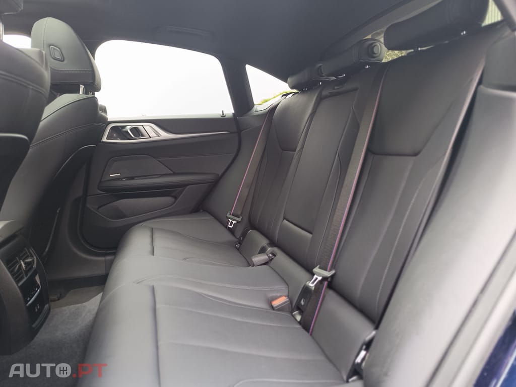 BMW i4 eDrive35 Pack Desportivo M Pro