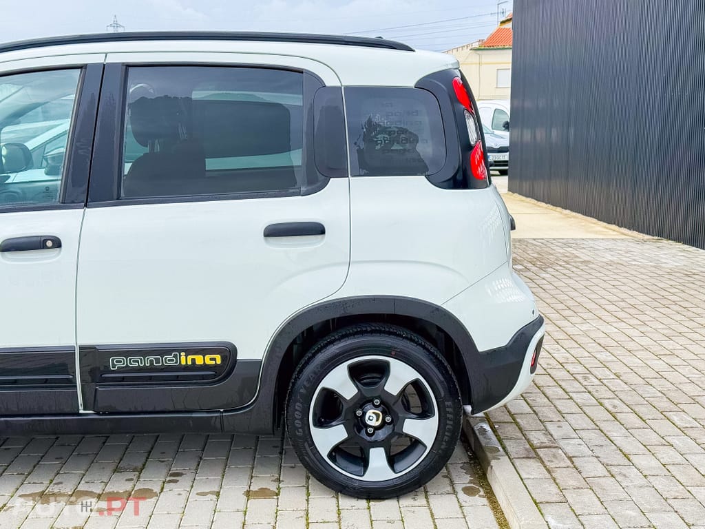 Fiat Panda Pandina 1.0 Hybrid Icon