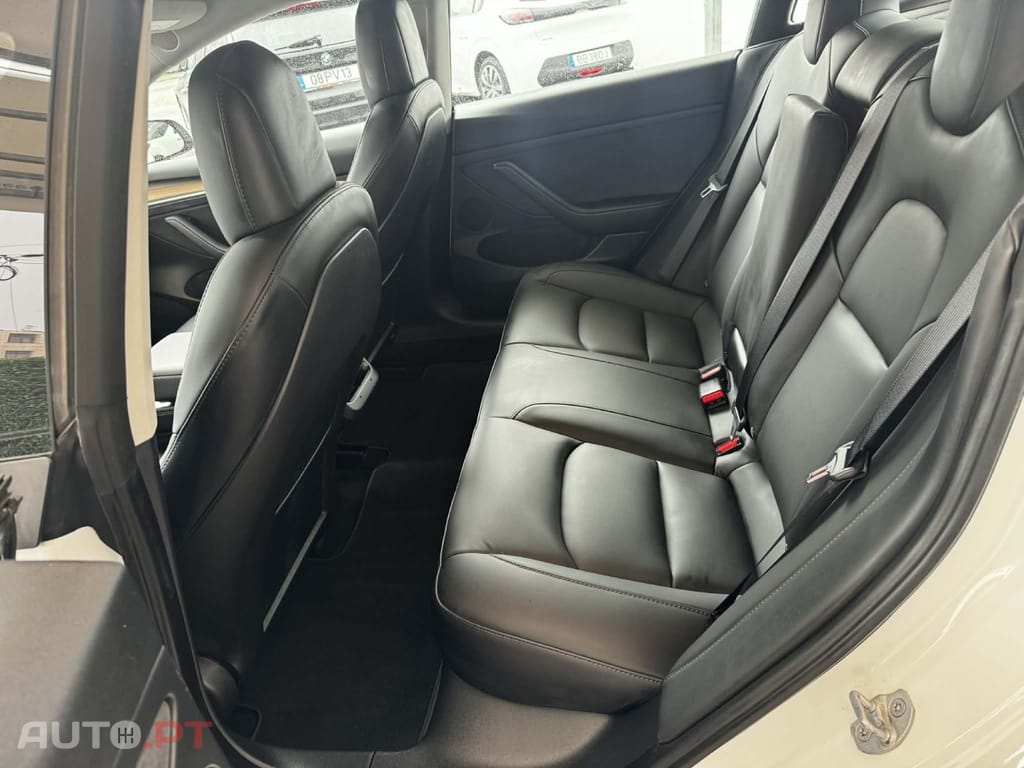 Tesla Model 3 Long Range AWD Dual Motor