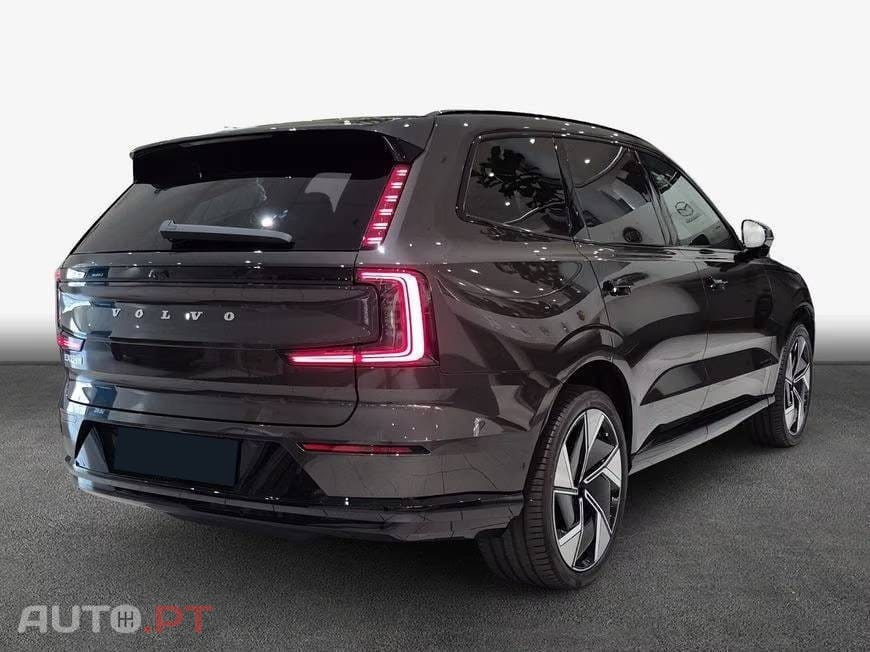 Volvo EX90 111 kWh Twin Motor Performance Ultra