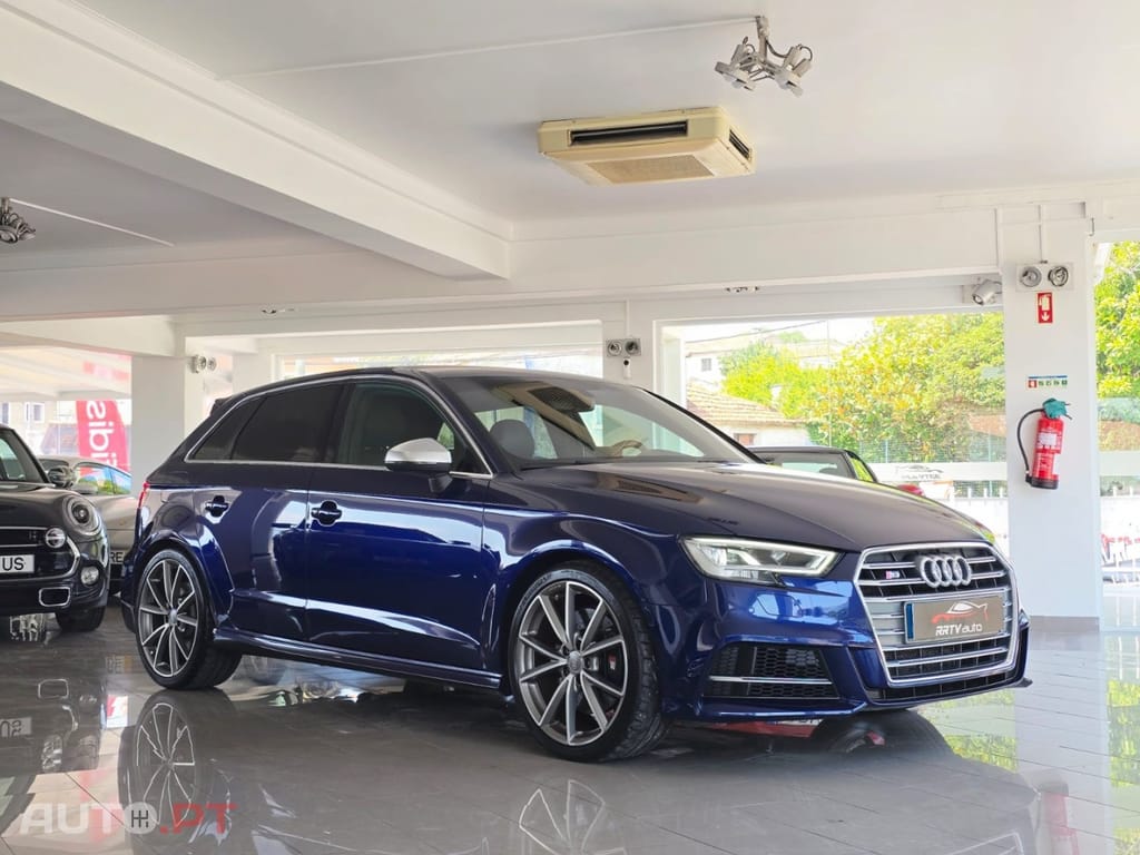 Audi S3 TFSI quattro S tronic