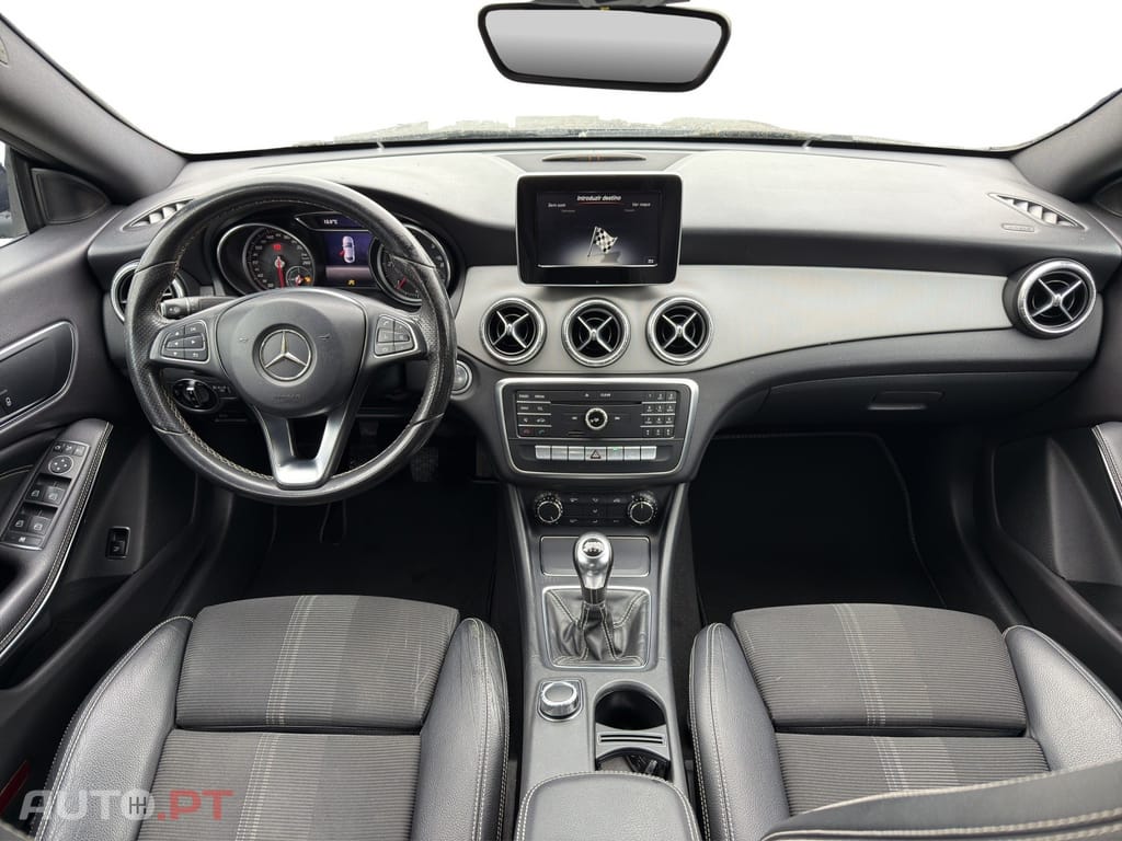 Mercedes-Benz CLA 180 d Urban