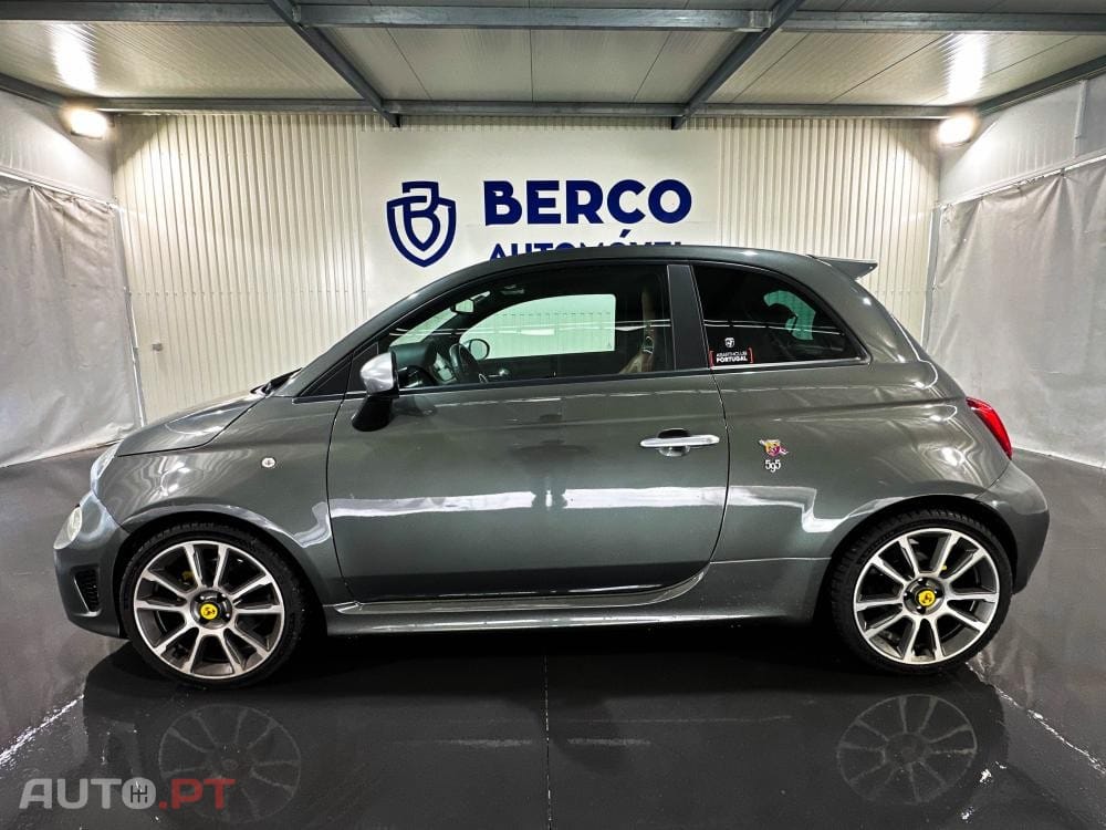 Abarth 500 1.4 T-Jet Competizione MTA