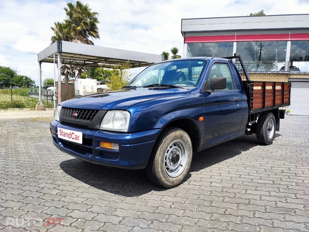 Mitsubishi L200 2.5 TD 3 LUGARES