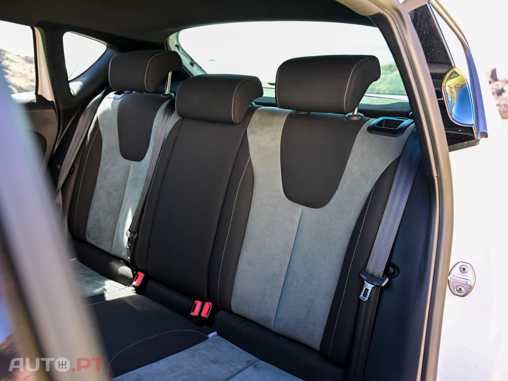 Seat Leon 2.0 TSi Cupra R