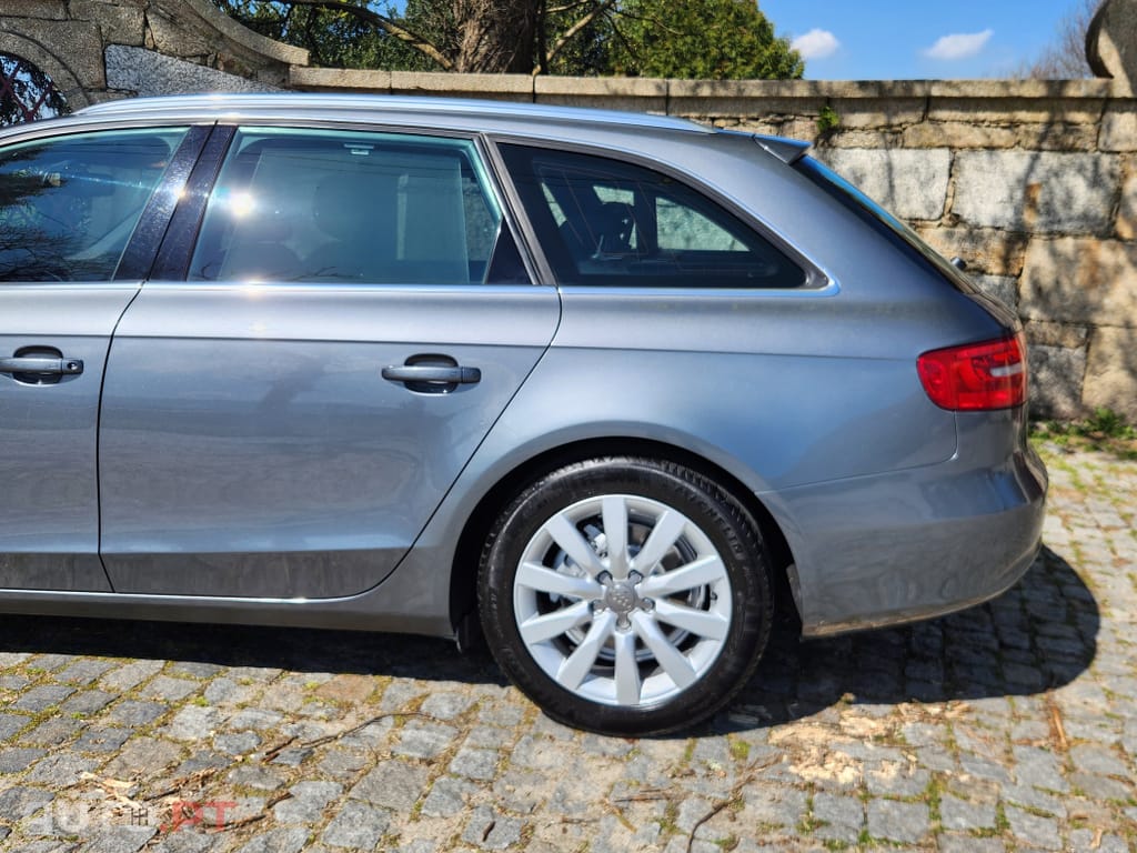 Audi A4 Avant 2.0 TDI multitronic Sport