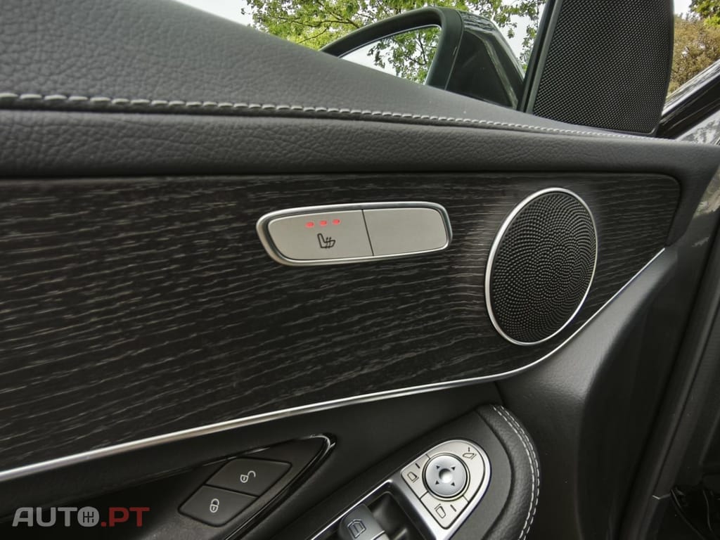 Mercedes-Benz GLC 300 de Coupe 4Matic 9G-TRONIC Exclusive