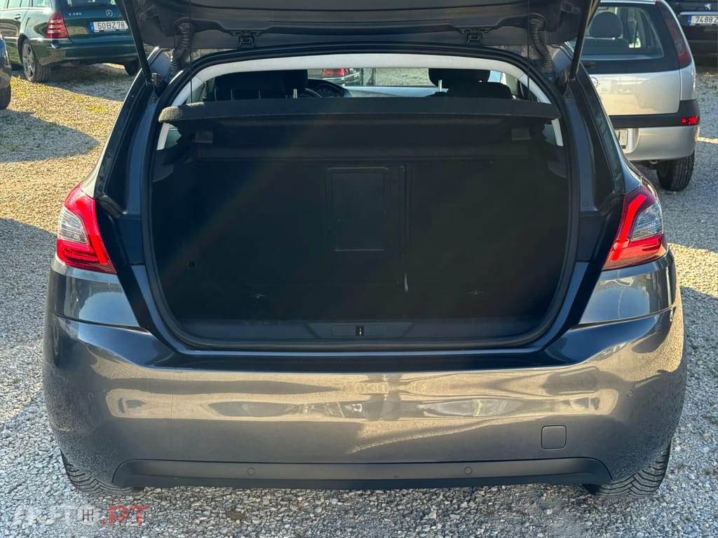 Peugeot 308 1.5 bluehdi