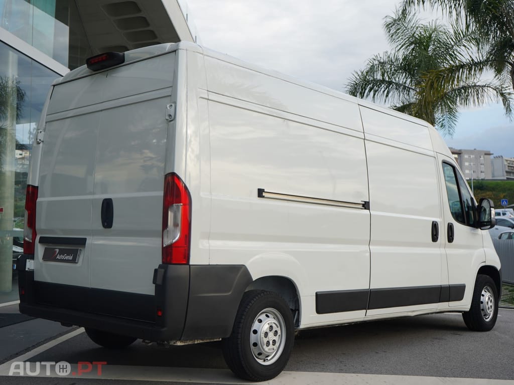 Citroen Jumper 2.2 BlueHDi 35 L3H2 Fibrada