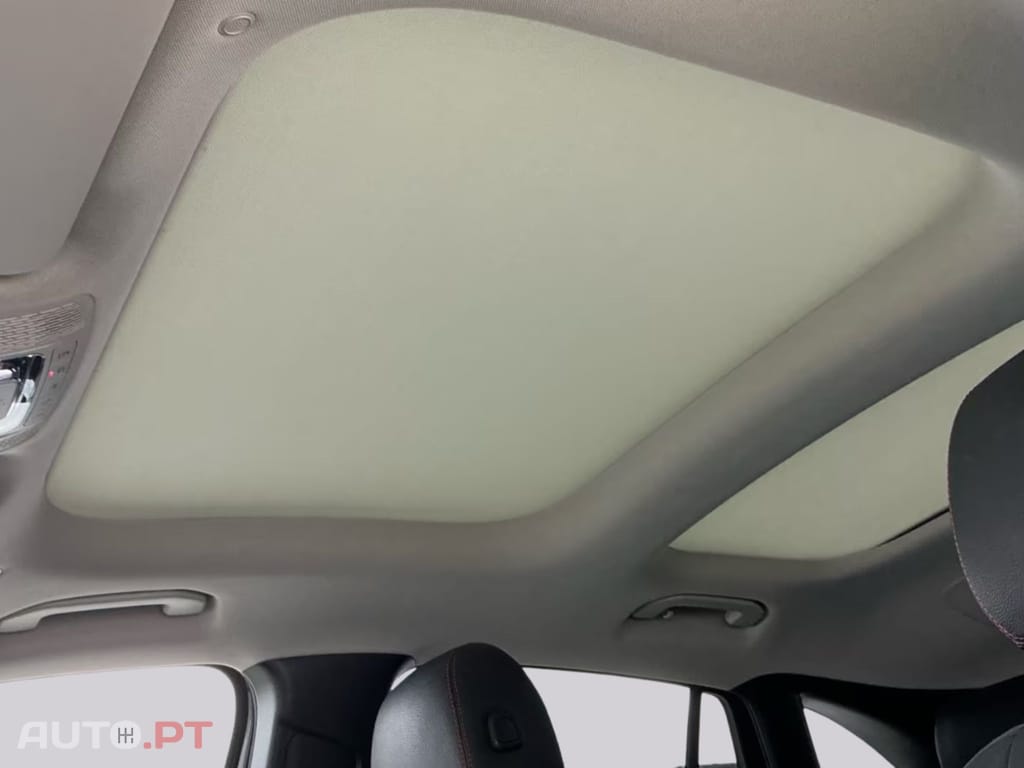 Mercedes-Benz EQA 250 AMG 97,5% I.V.A DEDUTIVEL 