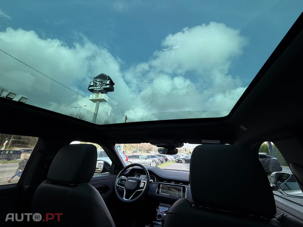 Land Rover Evoque 1.5 P300e AWD R-Dynamic S Auto