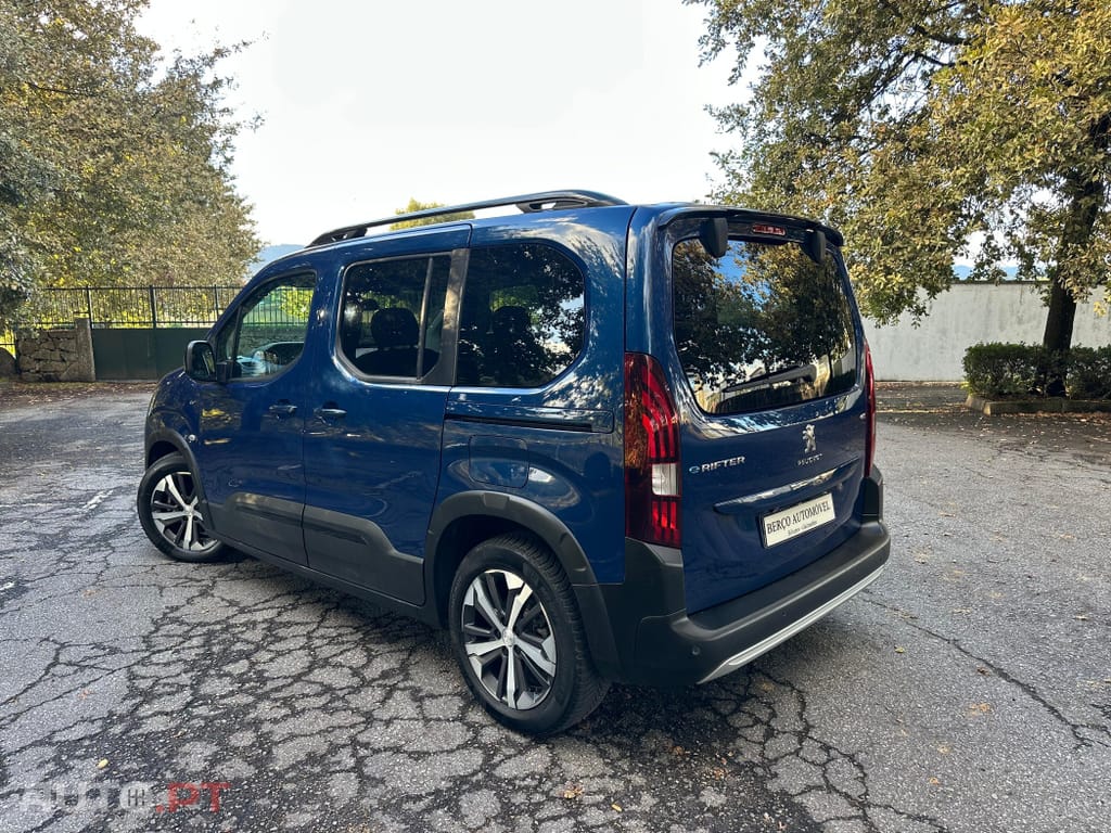 Peugeot E-Rifter 50 kWh Long GT
