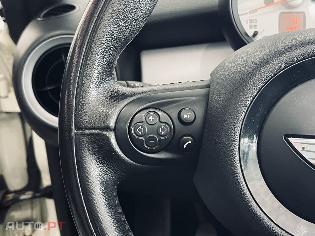 MINI Cabrio Cooper D