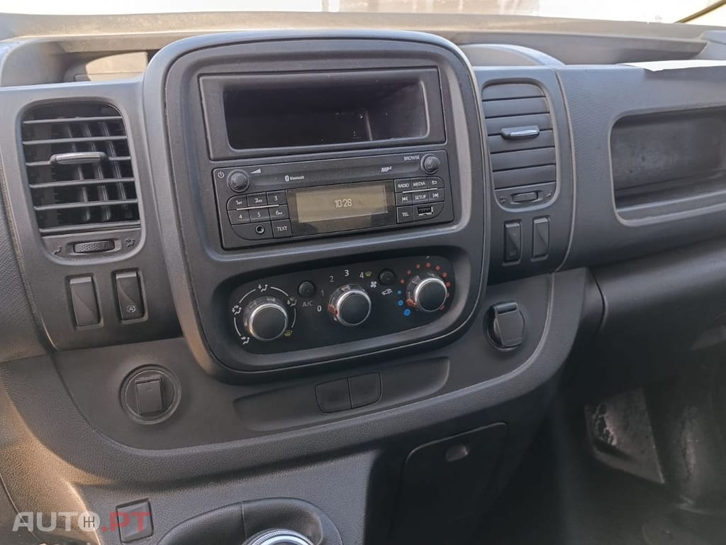 Renault Trafic 2.0 dCi Energy L2H2