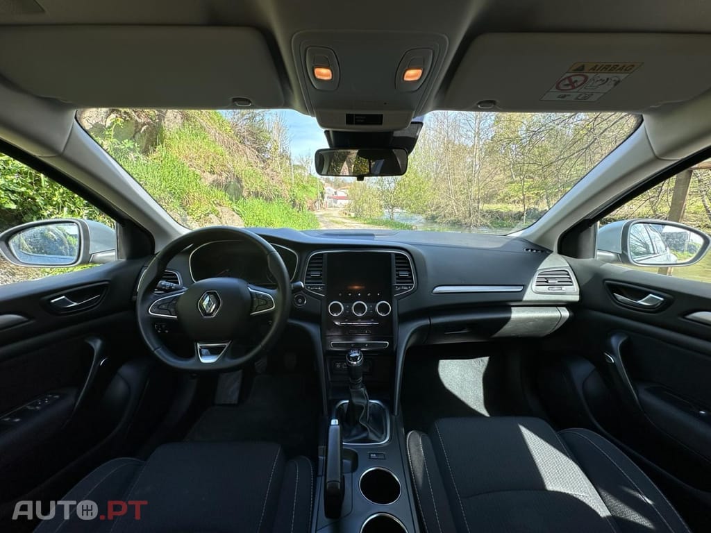 Renault Mégane 1.5 Blue dCi Limited J17