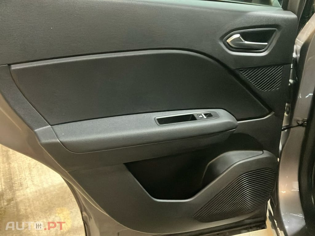 Renault Captur 1.3 TCe Techno EDC