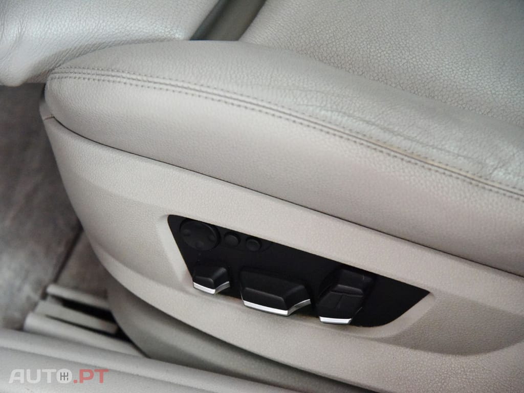 BMW 530 DA TOURING XDRIVE