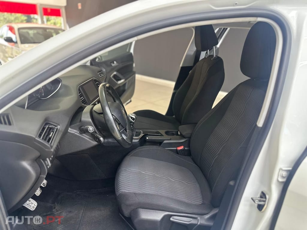 Peugeot 308 1.6 BlueHDi Style
