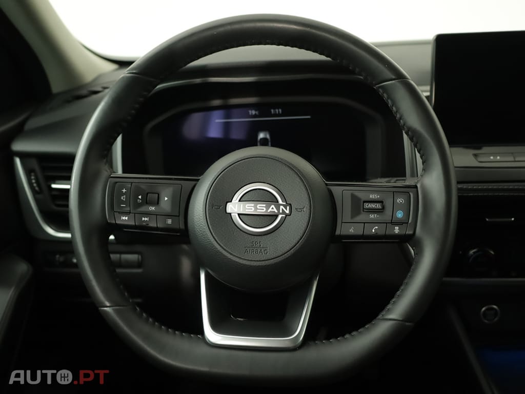 Nissan Qashqai 1.3 DIG-T N-Connecta LED Xtronic