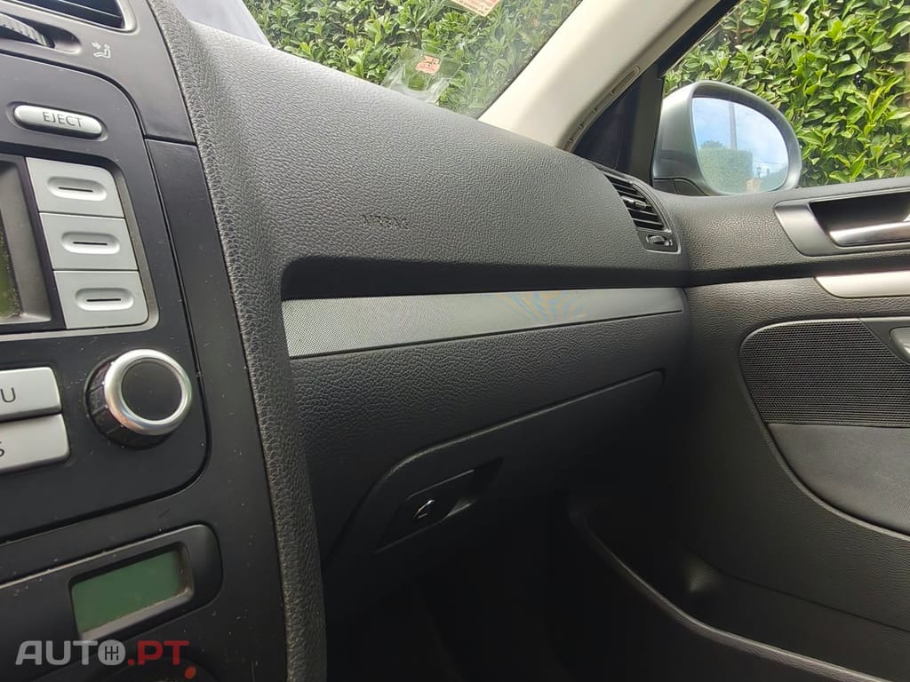 Volkswagen Jetta 1.9 TDi Confortline