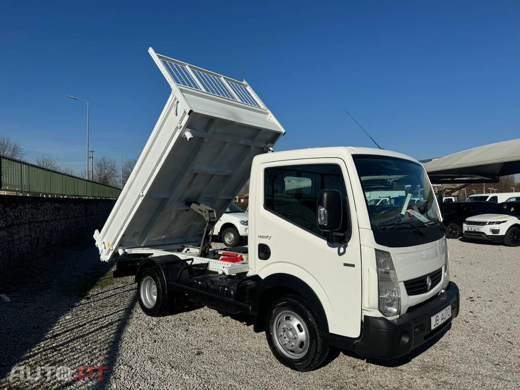Nissan Cabstar 2.5 dCi 35.14/1 C.Aço Basculante