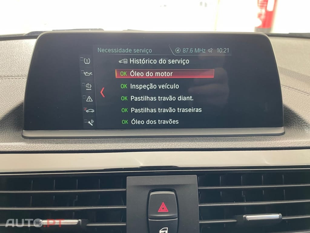 BMW 116 d Pack Desportivo M Auto