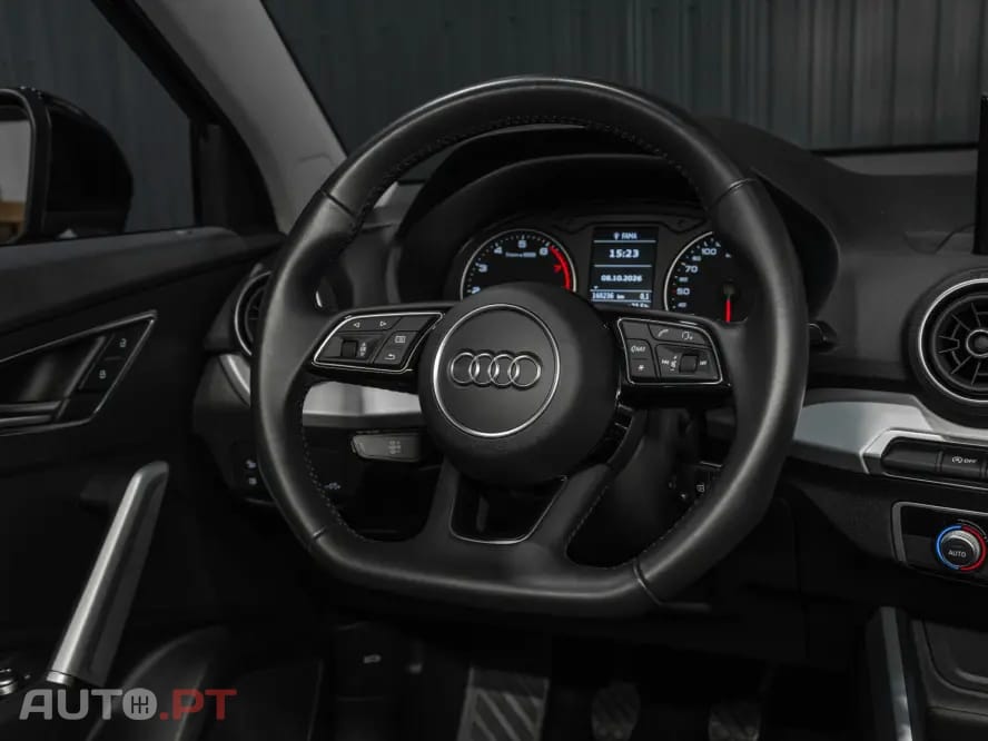 Audi Q2 30 TFSI S line