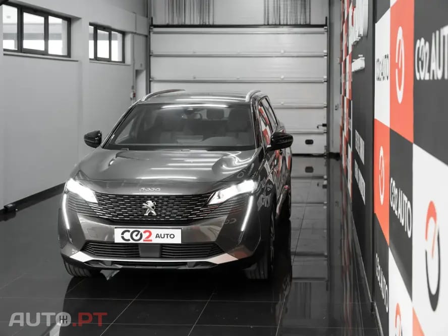 Peugeot 5008 1.5 BlueHDi Allure EAT8