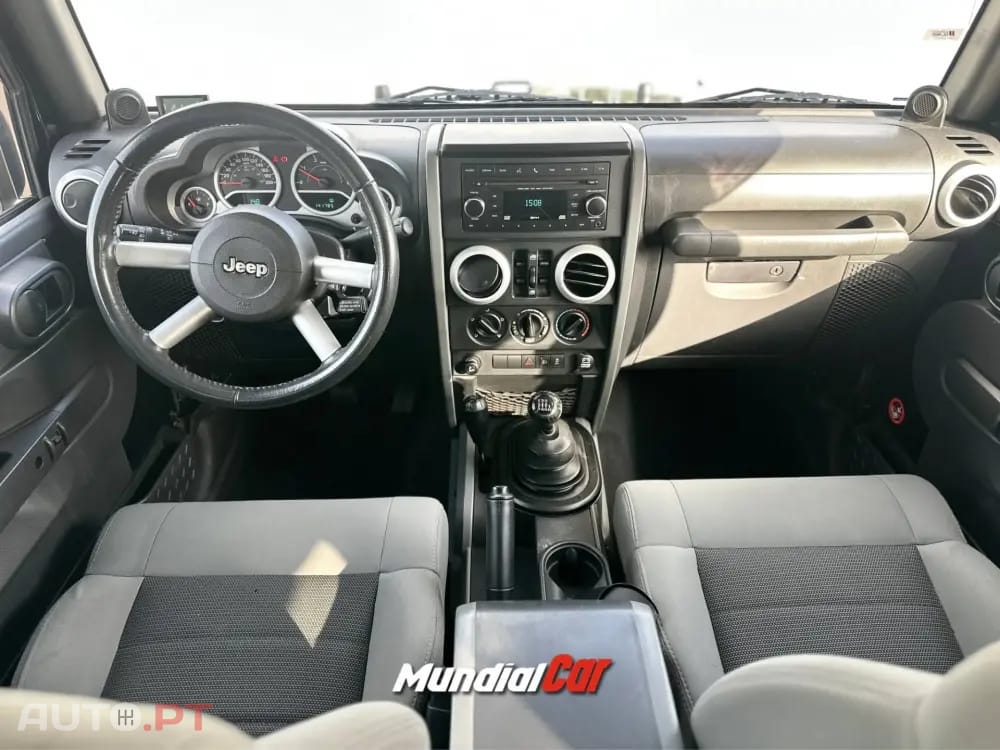 Jeep Wrangler 2.8 CRD Sahara AT