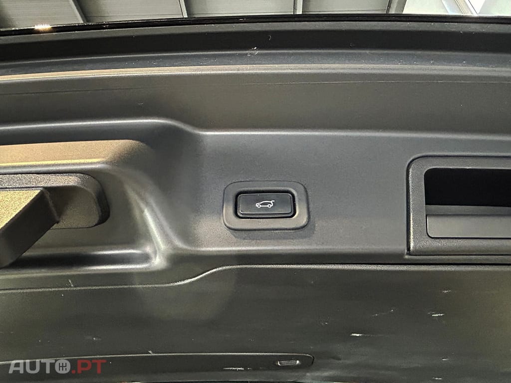 Land Rover Evoque 1.5 P160 R-Dynamic SE Auto