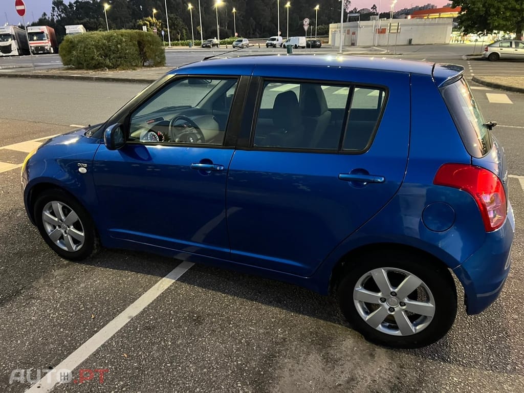 Suzuki Swift 1.3 DDiS GL