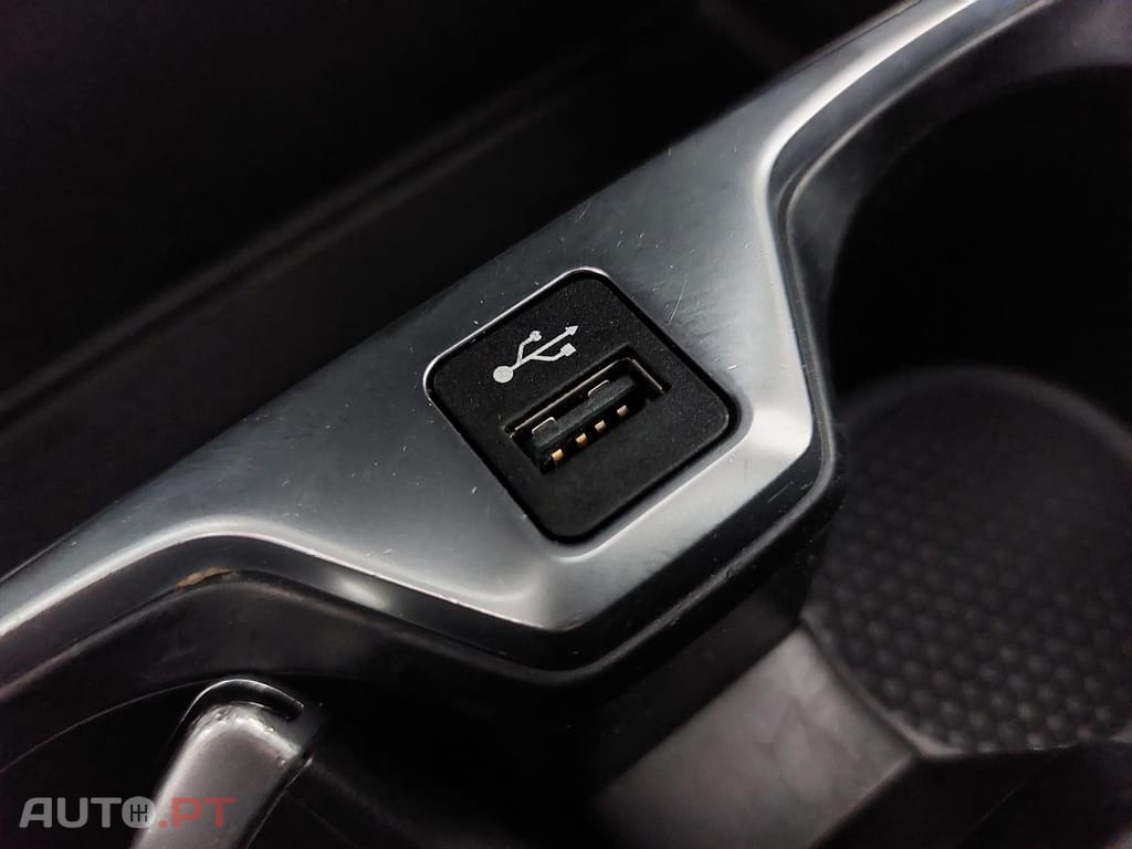 BMW 216 d Pack Desportivo M